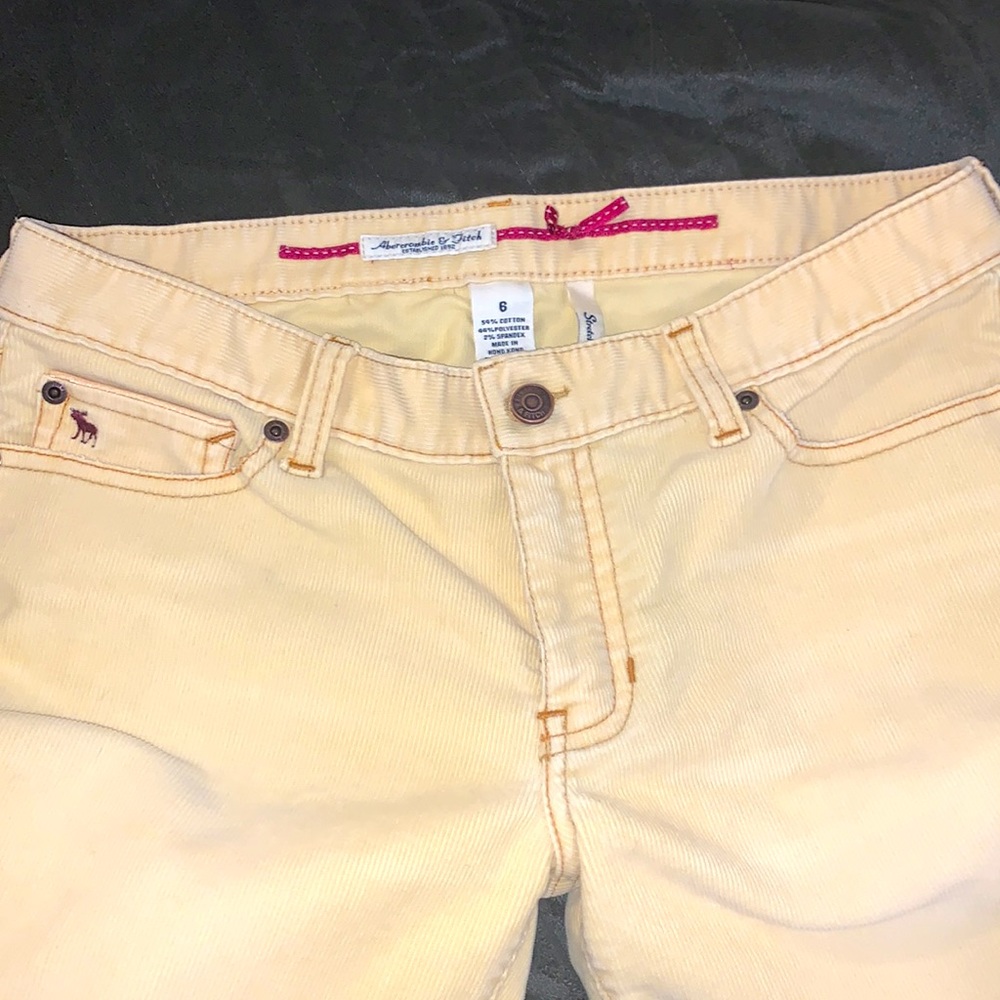 VINTAGE Yellow Corduroy jeans Abercrombie & Fitch